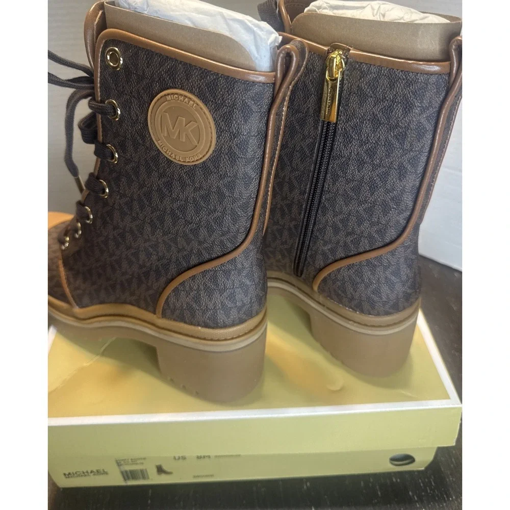 MICHAEL KORS COREY BOOTIE Mini MK Logo Lux Boots‎ Womens Size 8 Brown